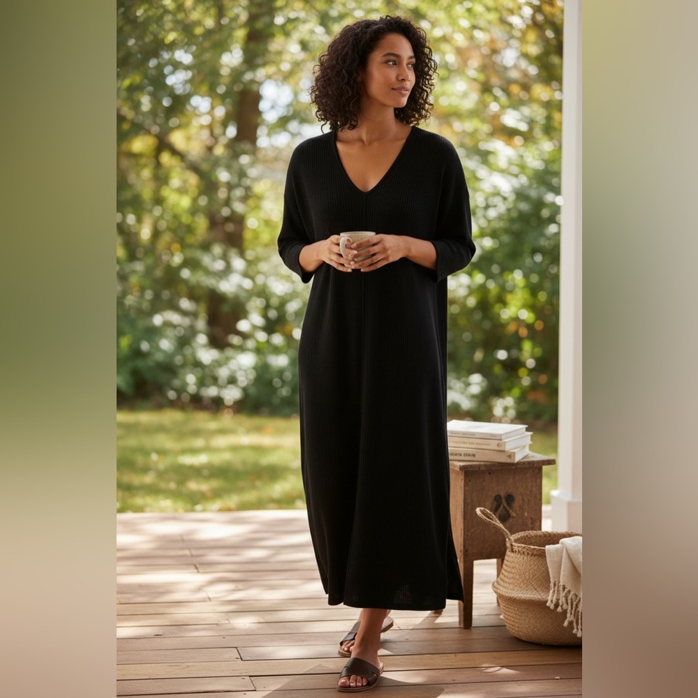 NWT Aura Black Knit long Dress, 3/4 Sleeve - M/L